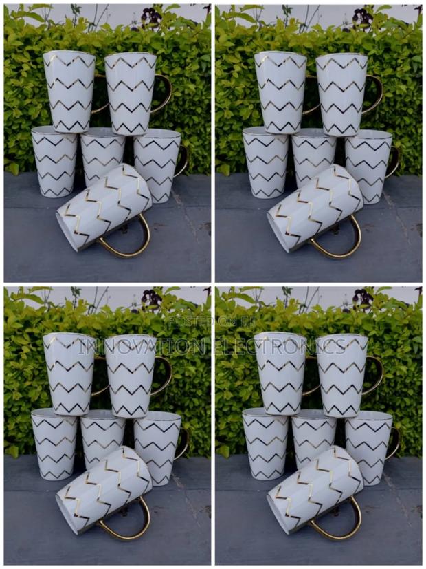 Zigzag Gold Mugs - main view