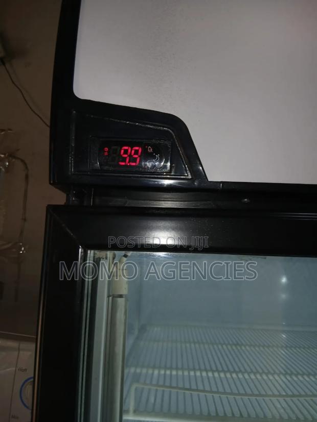 Clean Display Fridge 650l