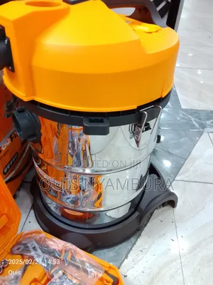 Wet and Dry 30l Vacuum Cleaner Ingco