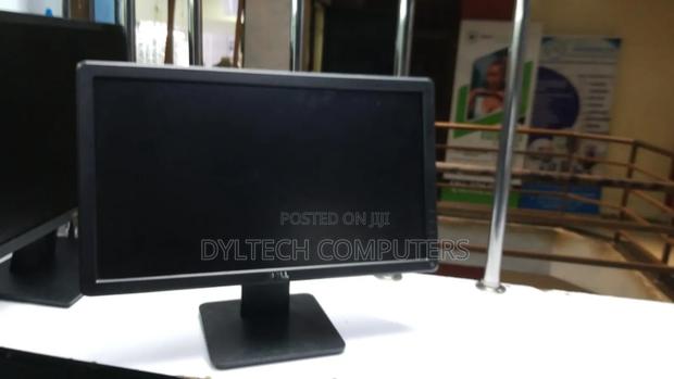 Dell 20 Inches Stretch - main view