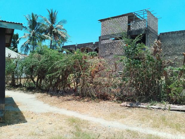 1/4 Acre Plot for Sale in Bamburi Mtambo - thumbnail 3