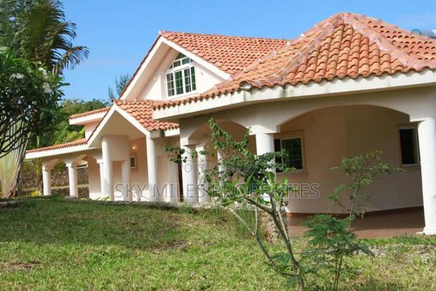 4bdrm Villa in Vipingo Ridge for sale - thumbnail 5