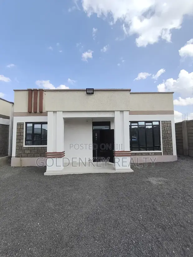3bdrm Bungalow in Kitengela for sale