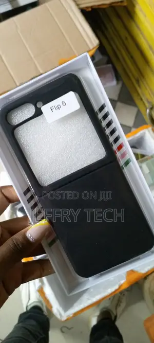 Silicone Case for Samsung Galaxy Z Flip 6 - Black
