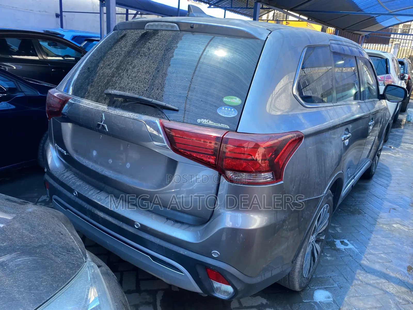 Mitsubishi Outlander 2019 Gray