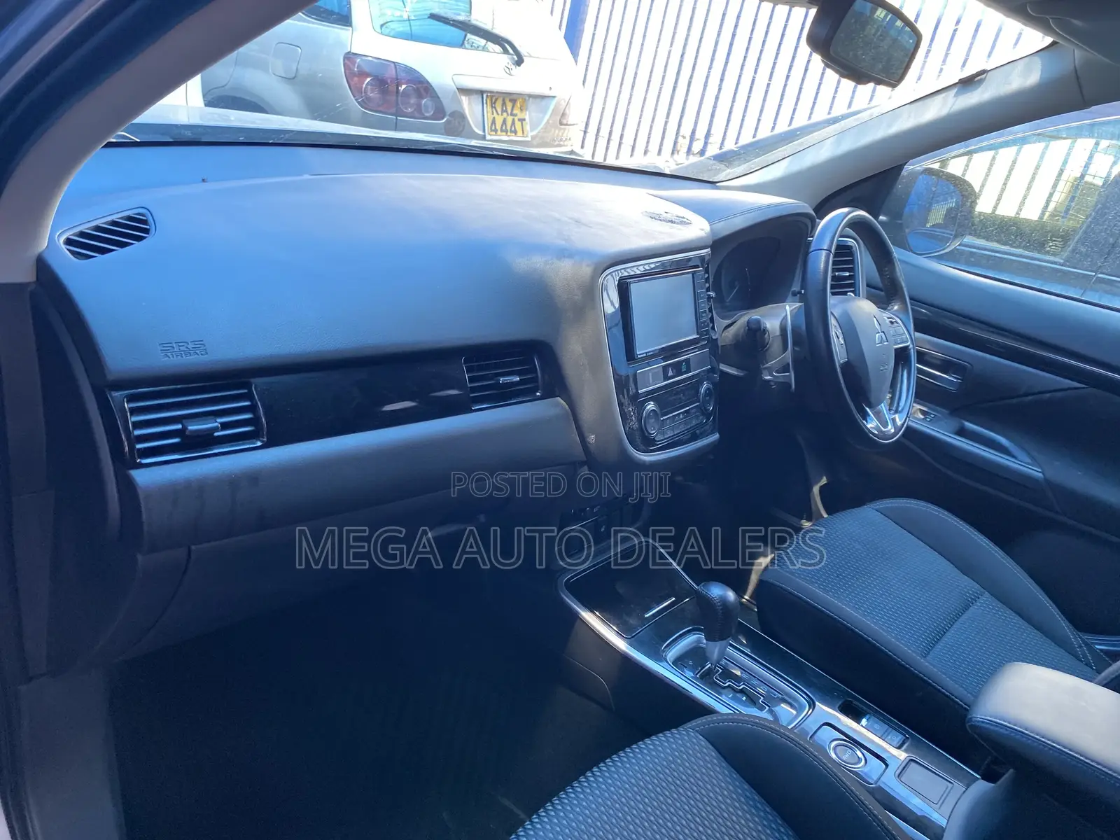 Mitsubishi Outlander 2019 Gray