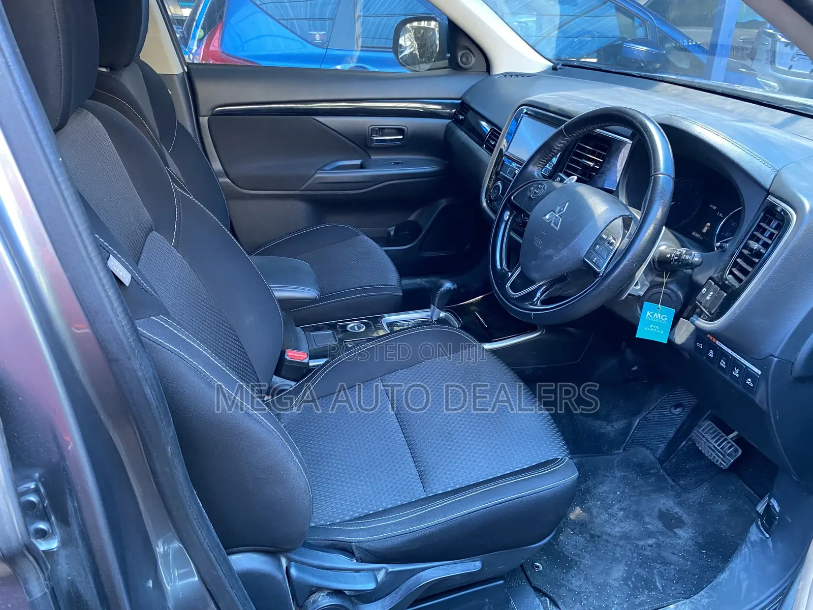 Mitsubishi Outlander 2019 Gray