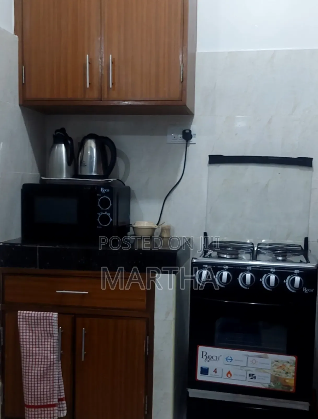 One Bedroom Air BNB Off Nyali Road Near Naivas Bombolulu.