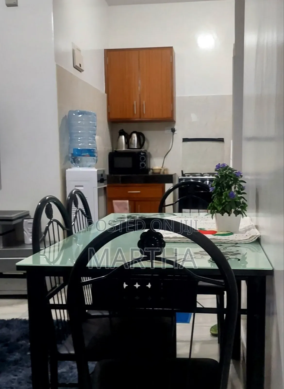 One Bedroom Air BNB Off Nyali Road Near Naivas Bombolulu.