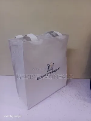 600d Tote Bags