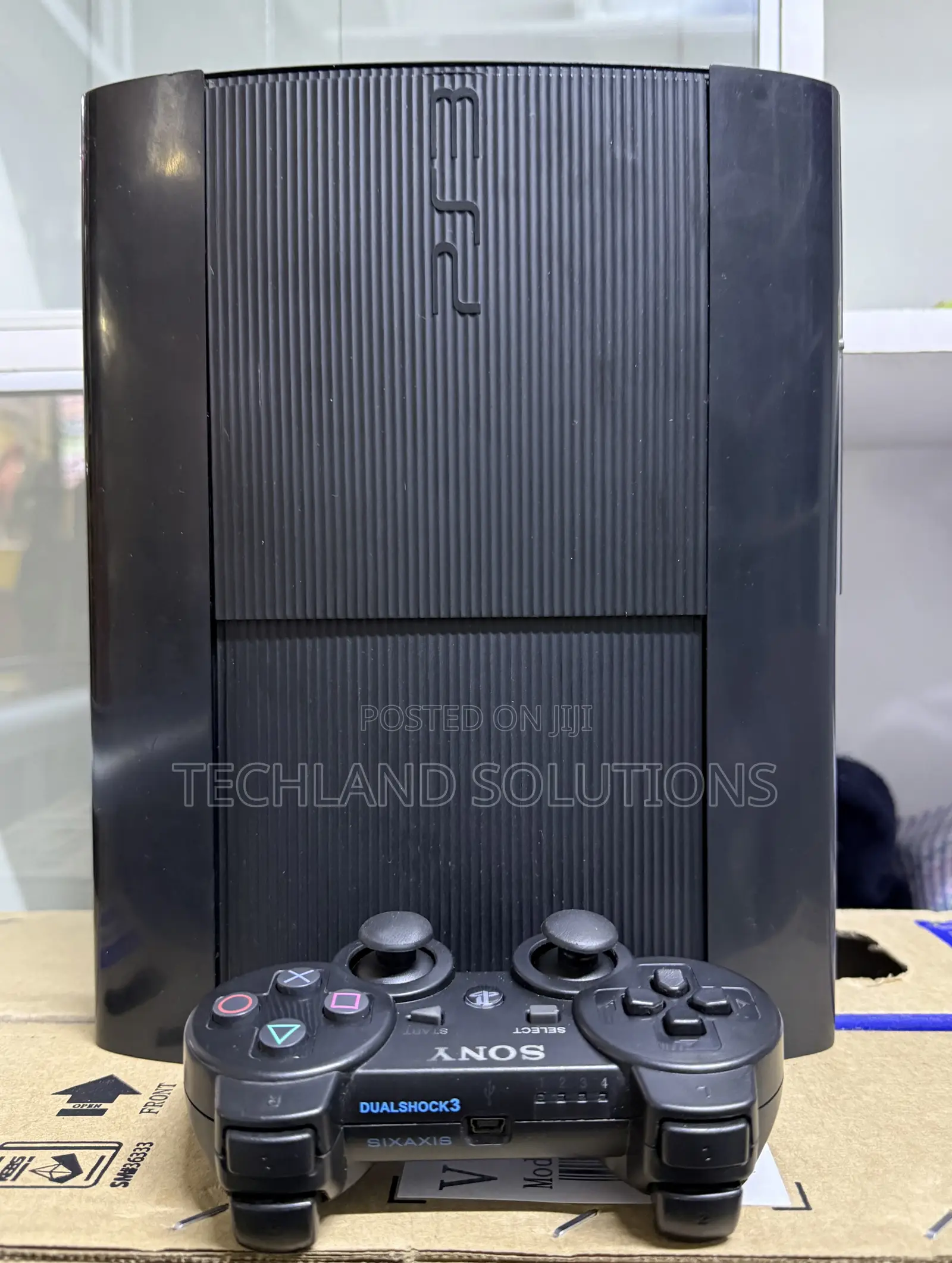 Well Conditioned Chipped Playstation 3