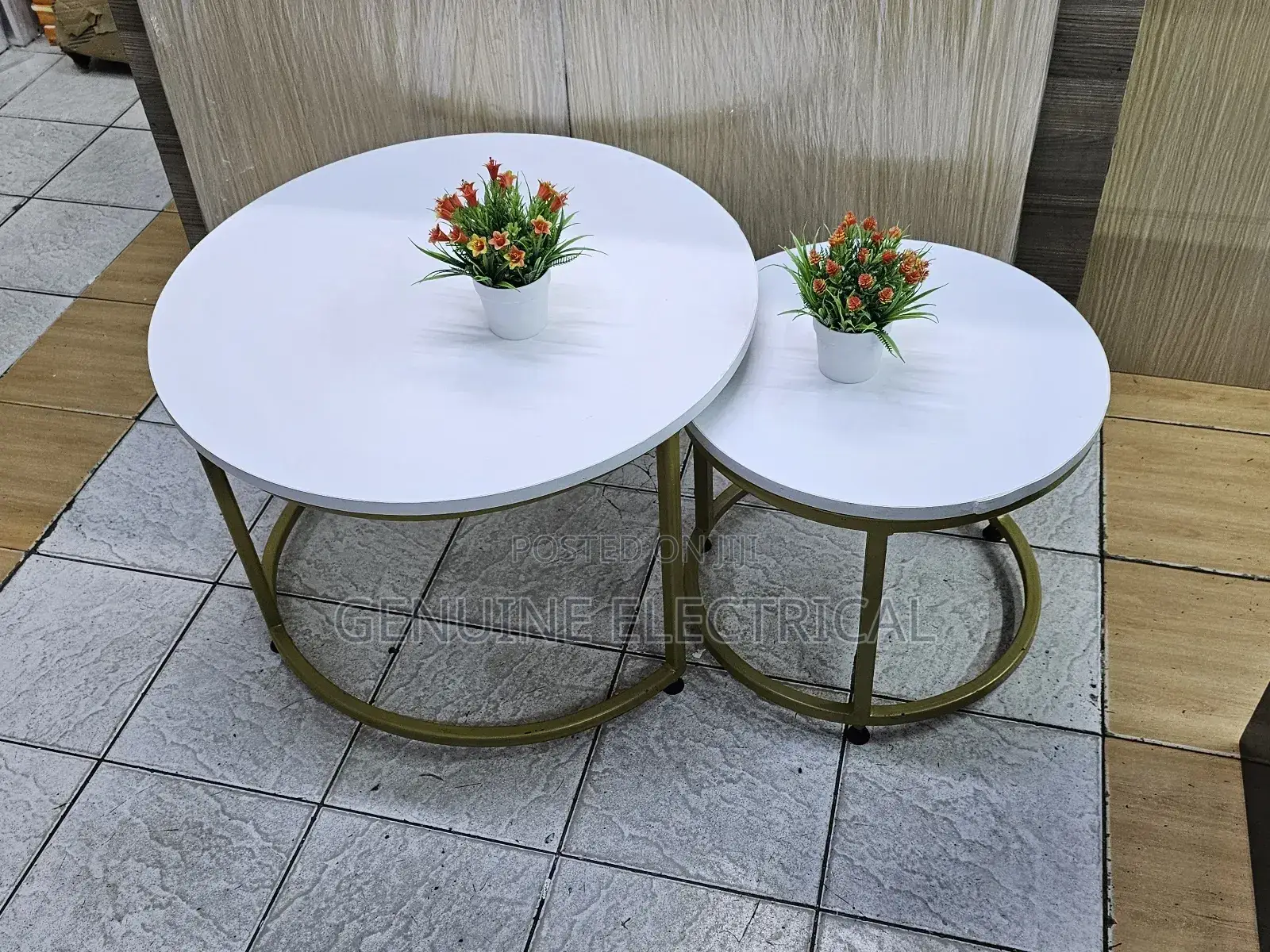 White Nesting Table