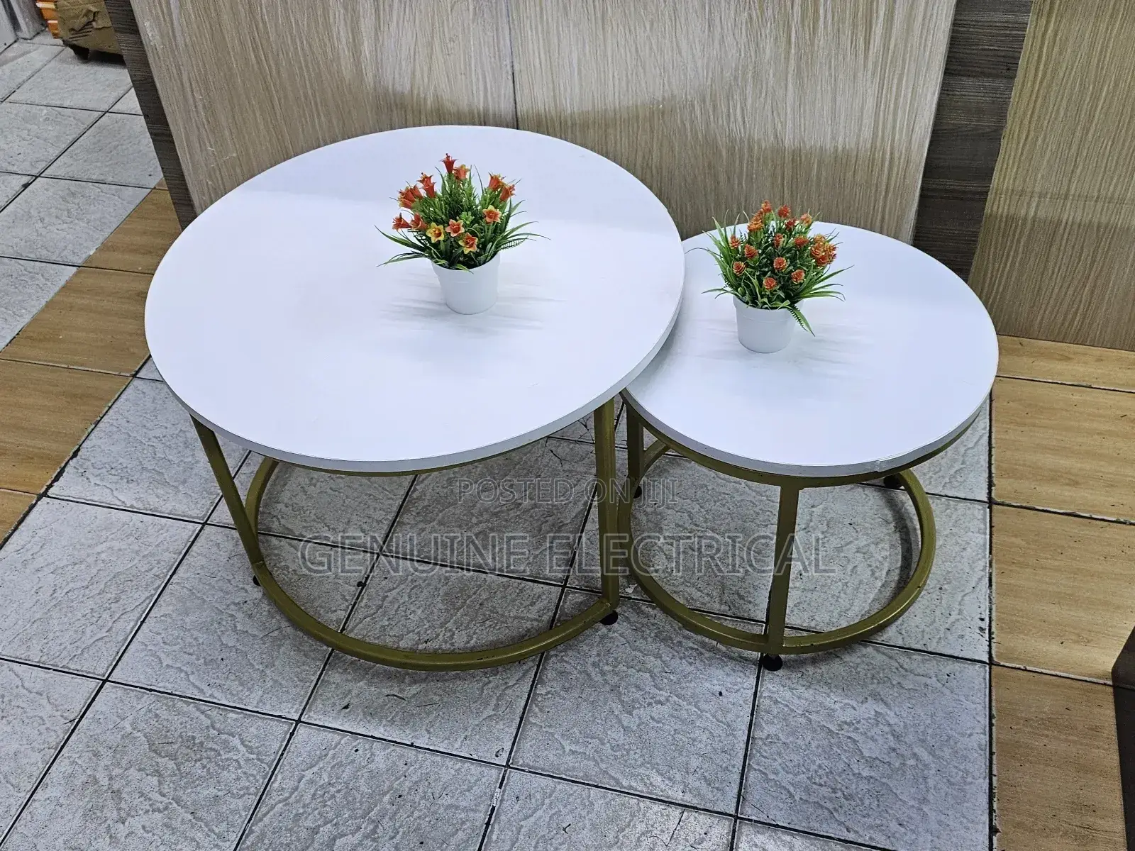 White Nesting Table