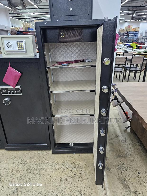 Safe Boxes Weltz 150kgs - thumbnail 2