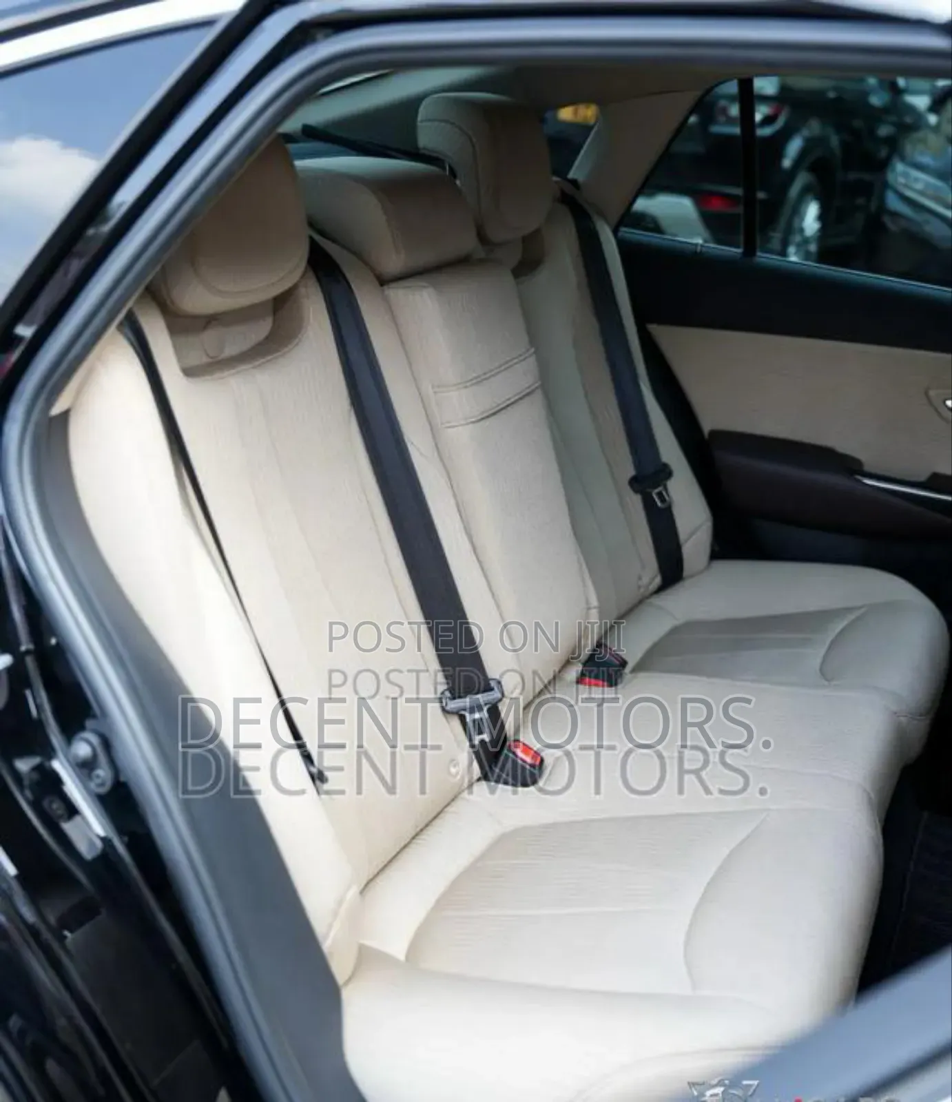 Toyota Crown 2018 Black