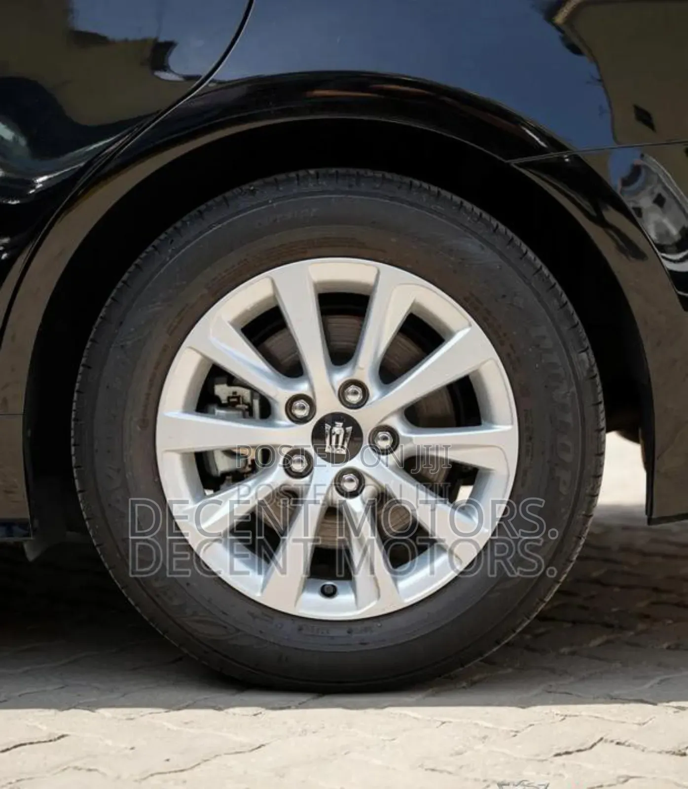 Toyota Crown 2018 Black