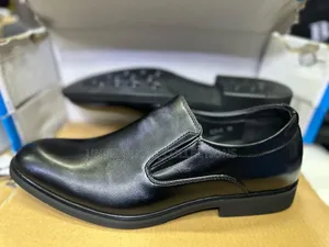 Executive Men Black Leather Shoes Without Laces