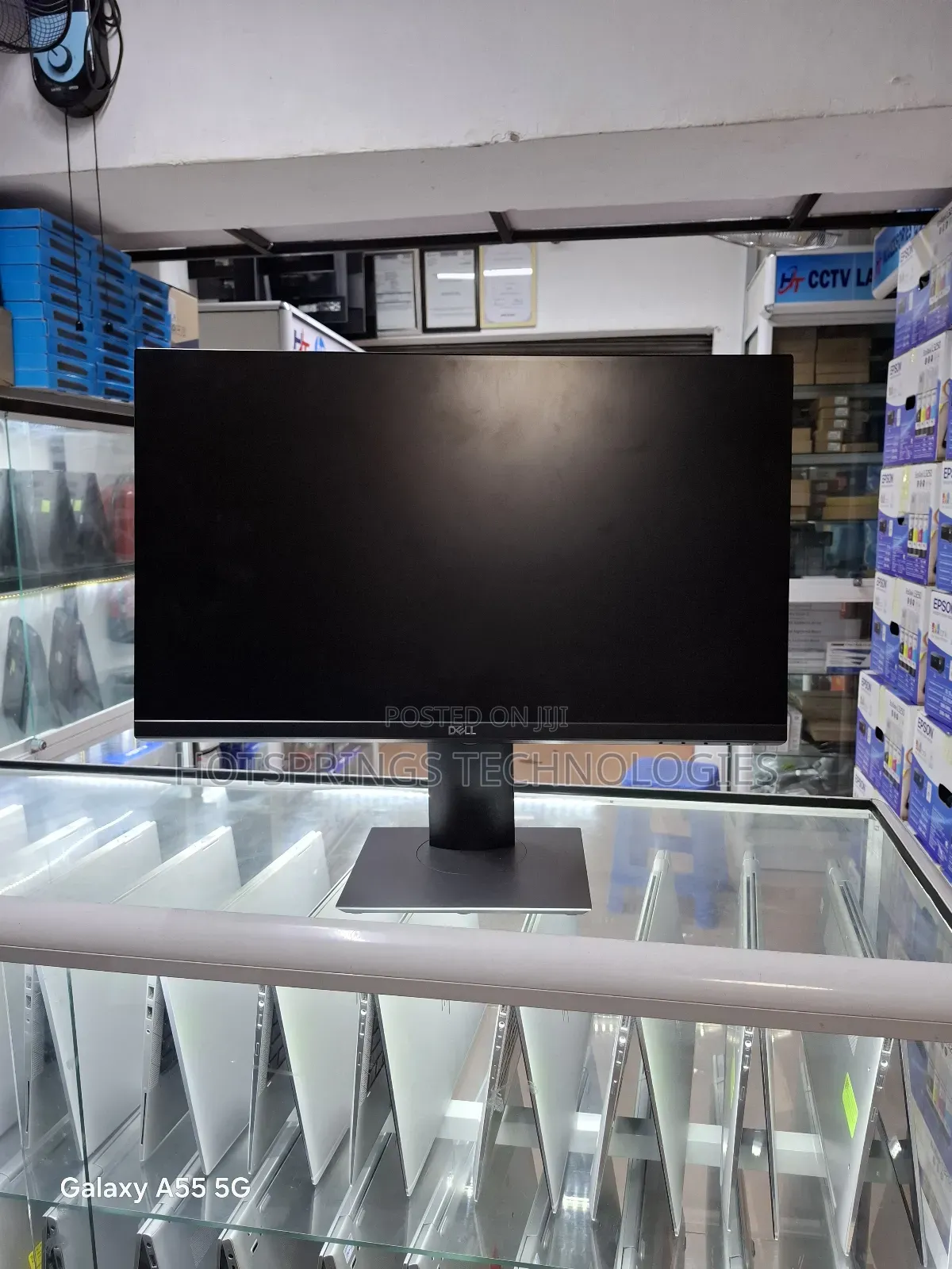 27 Inches Monitor