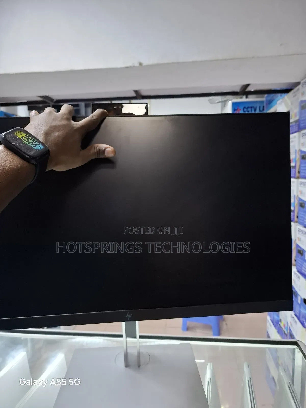 27 Inches Monitor