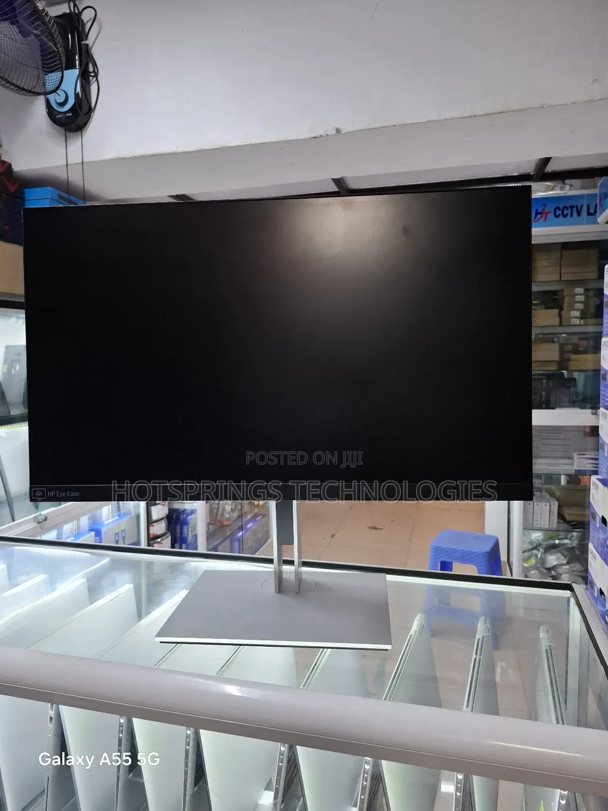 27 Inches Monitor
