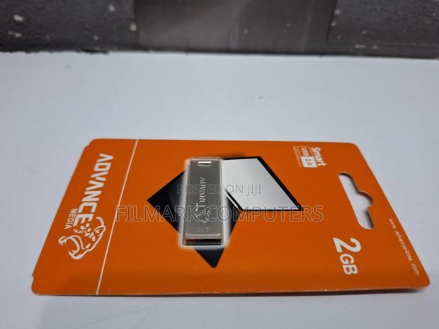 Advance 2gb Usb 2.0 Smart Flash Drive - thumbnail 3