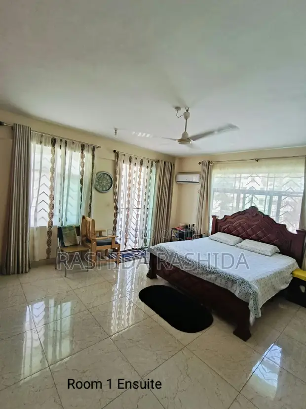 4bdrm Apartment in Kizingo for sale