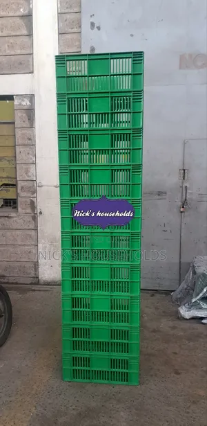 Safcom Green Plastic Crates