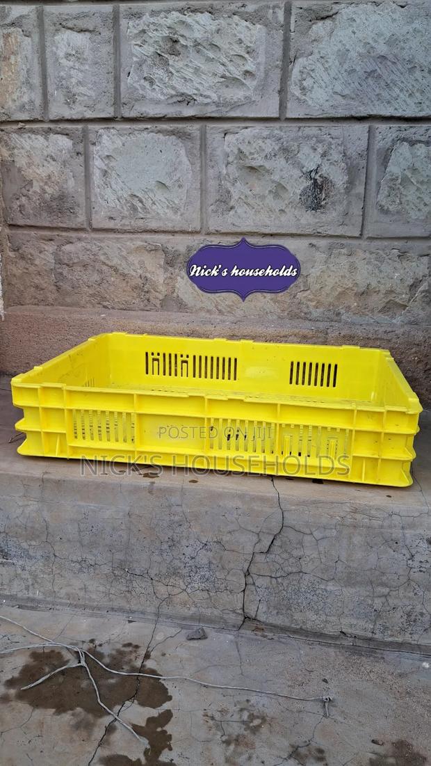 Yellow Half Bread Plastic Crate