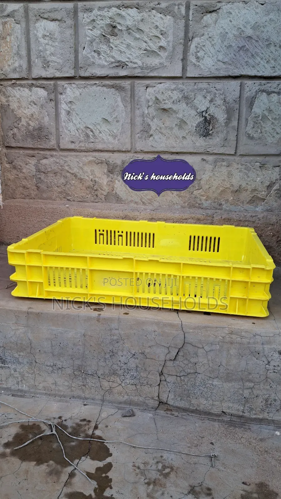 Yellow Half Bread Plastic Crate
