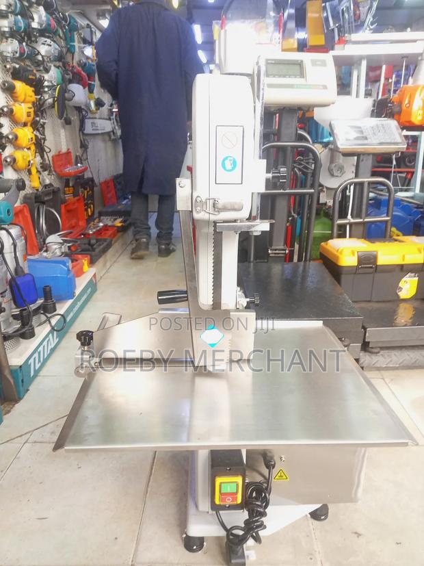 Bone Cutter/Bone Saw Machine. - main view