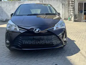 Toyota Vitz 1.0 FWD 5dr 2019 Burgundy