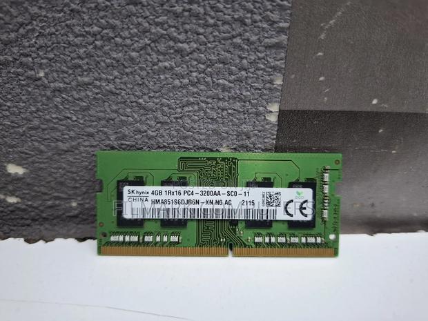 Sk Hynix 4gb 1rx16 Pc4-3200aa-Sc0-11 Laptop Memory