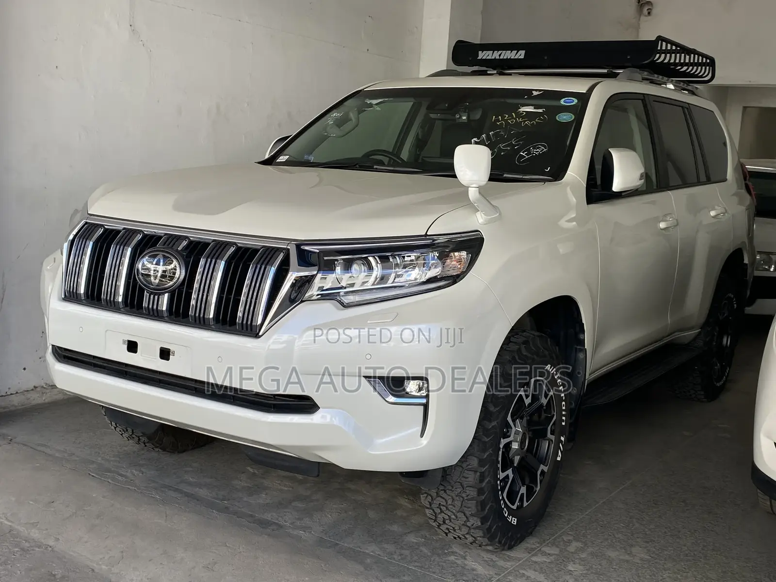 Toyota Land Cruiser Prado 2019 White