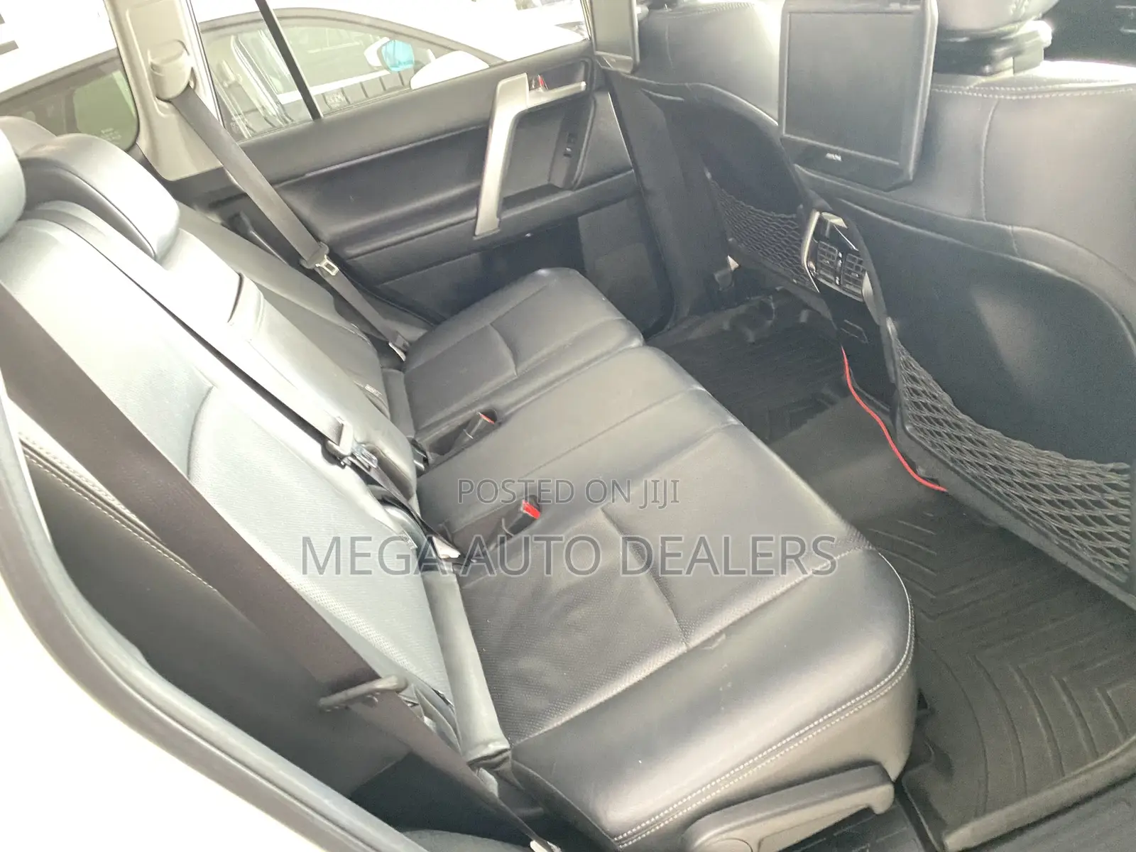 Toyota Land Cruiser Prado 2019 White