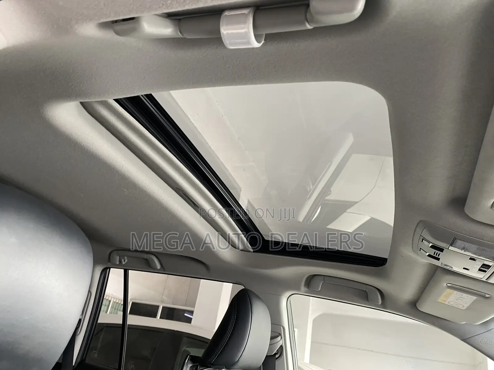 Toyota Land Cruiser Prado 2019 White