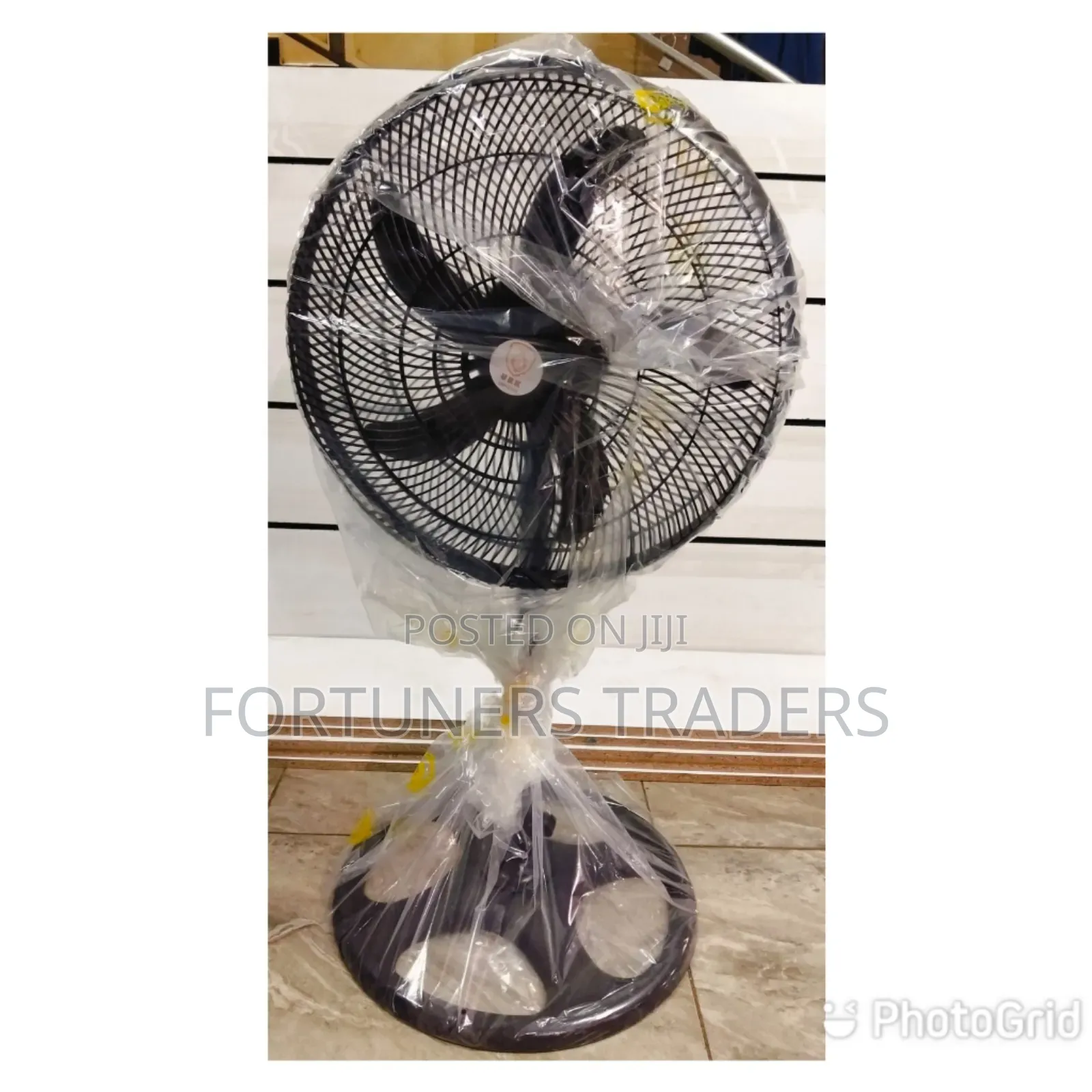 *Urk 18 Inches Standing Fan