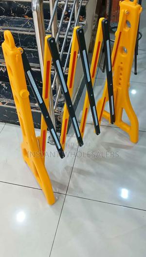 Quality Reliable Safety Barrier - main view