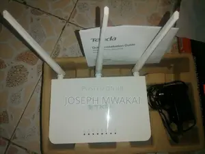 Tenda Wireless N300 Router