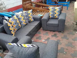 3,1,1 Five Seater Available for Sale