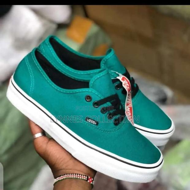 Quality Unisex Vans - thumbnail 2