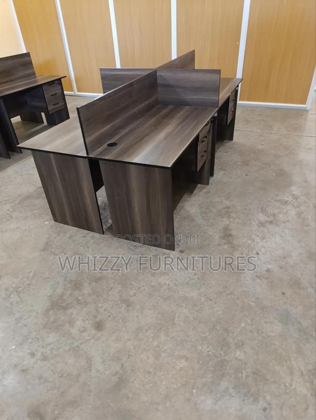 Gray Workstation - main view