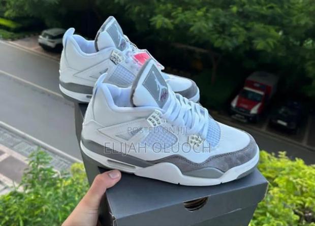 Jordan 4 Flint Grey - main view