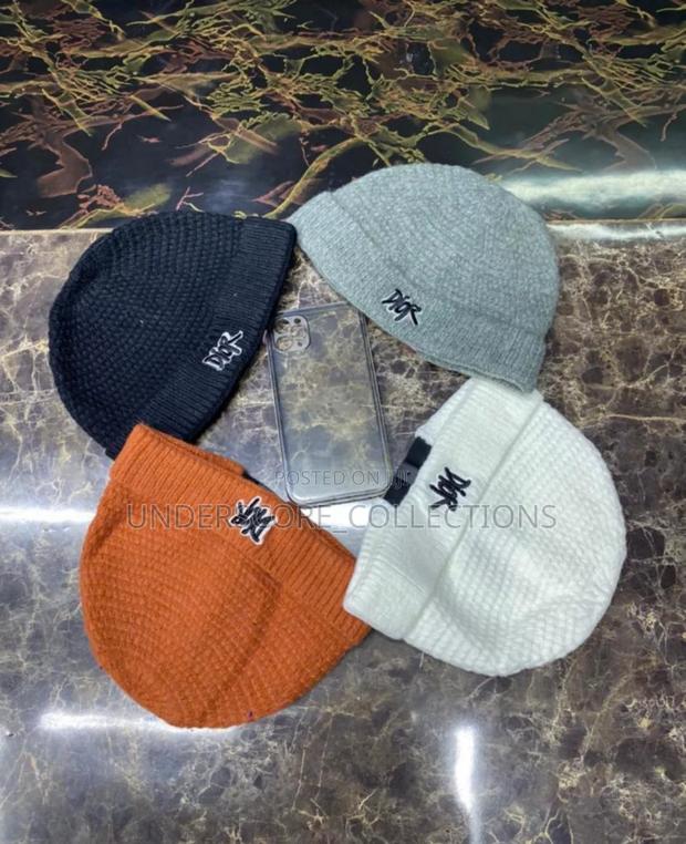 Well Knitted Unisex Marvins - thumbnail 2