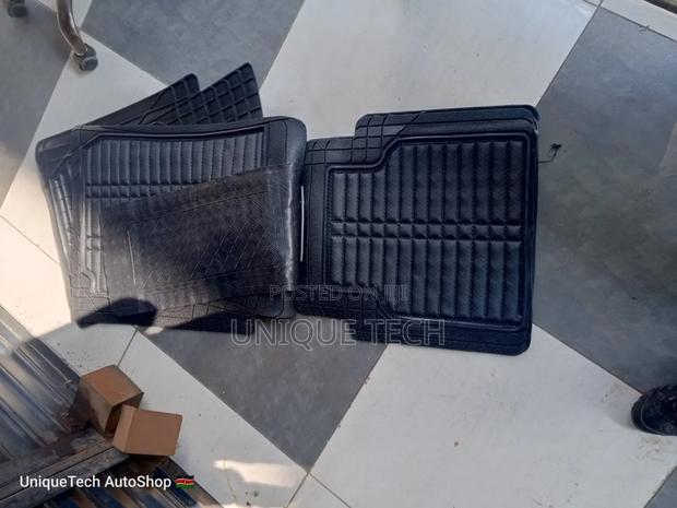 Heavy-Duty 3d Nonslip Black Car Mat Set (5pcs)