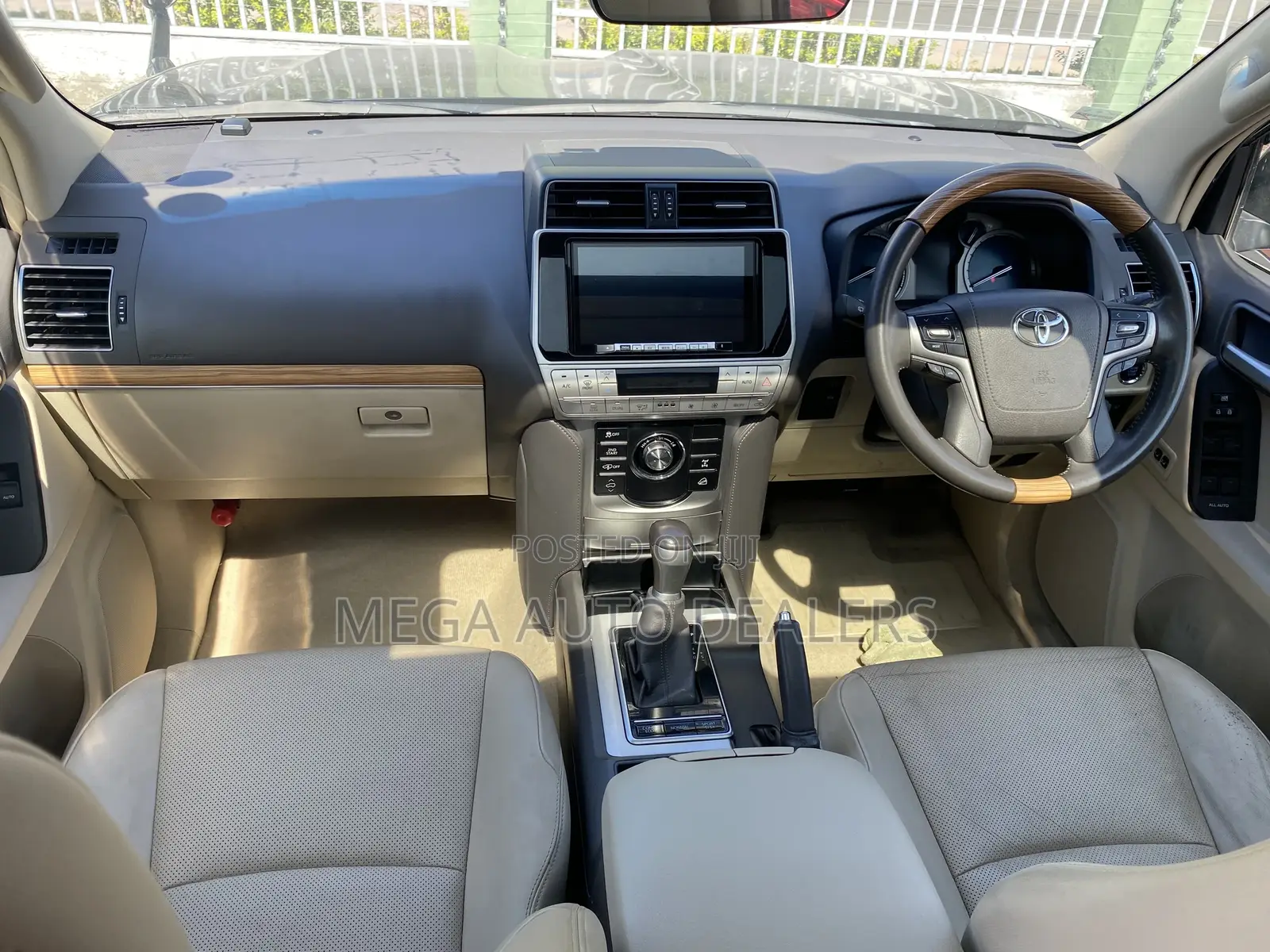Toyota Land Cruiser Prado 2019 Black