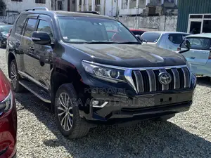 Toyota Land Cruiser Prado 2019 Black