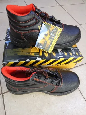 Safety Boots In Wholesale