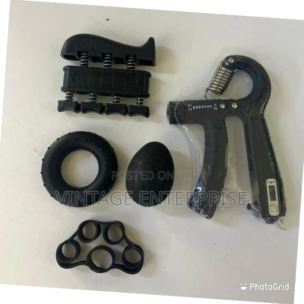 Adjustable Hand Grip Set