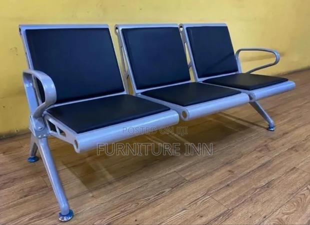 Reception Heavy Padded Link Chair - main view