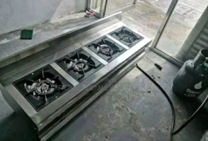 Exemplary 4 Burner Gas Cooker Available